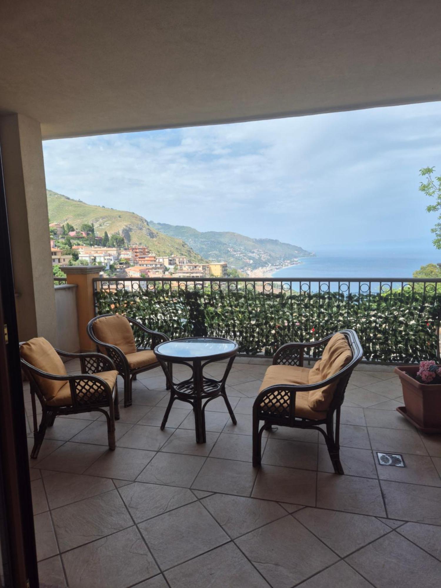 Apartamento Casa Flavia Taormina Habitación foto
